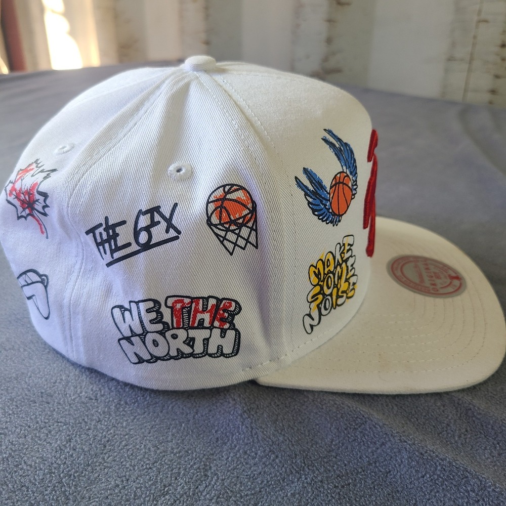 Mitchell & Ness Toronto Raptors Snapback Hat White Graffiti Print 3D Logo - Picture 6 of 11